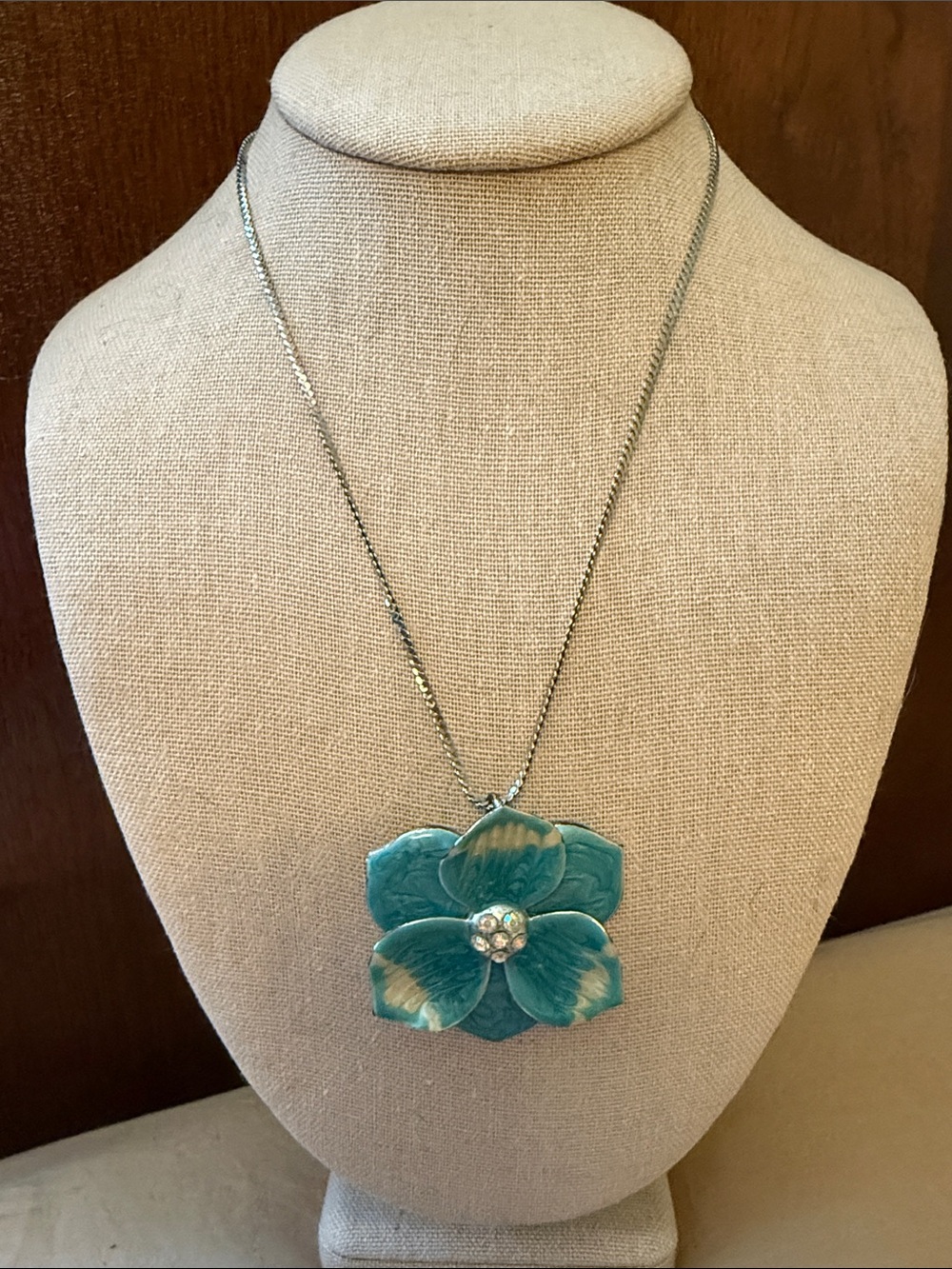 Handcrafted Teal Flower Pendant Necklace - Women Jewelry